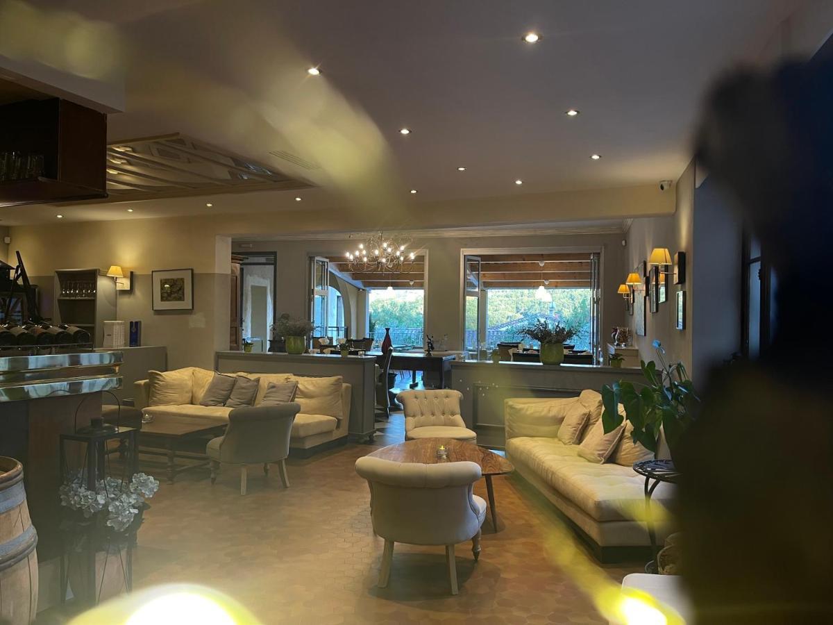 Hotel Berneron Vallon-Pont-dʼArc 외부 사진