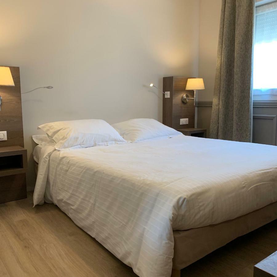 Hotel Berneron Vallon-Pont-dʼArc 외부 사진